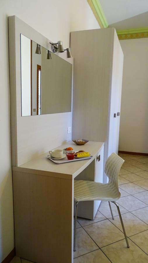 Hotel Boccaccio-Free Parking- Milano Marittima Extérieur photo